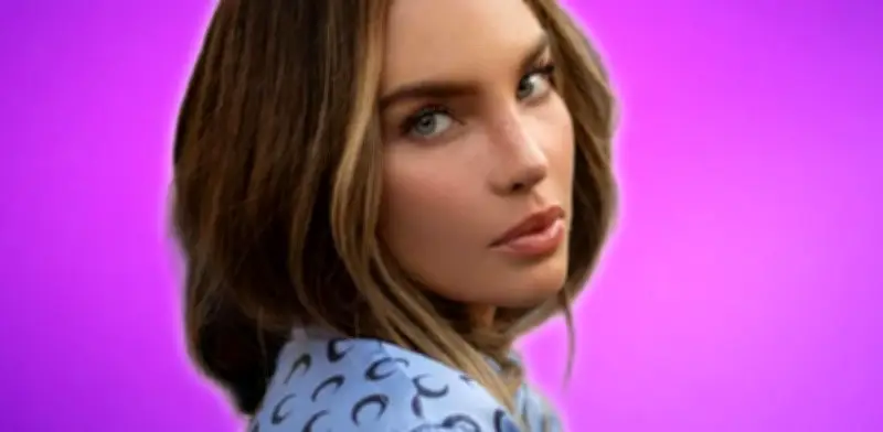 Belinda se une al 8M con mensaje feminista: 'Detrás de una mujer poderosa está ella misma'