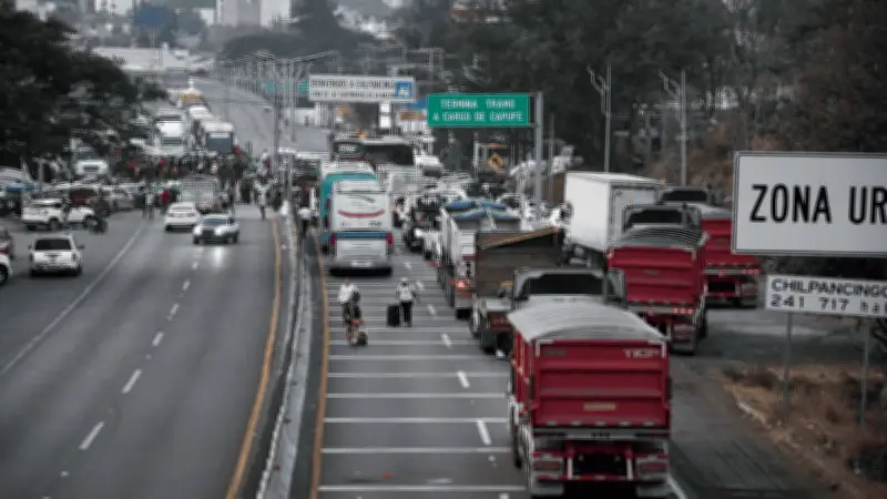 Bloqueo en Autopista del Sol se levanta tras diálogo con gobernadora Evelyn Salgado