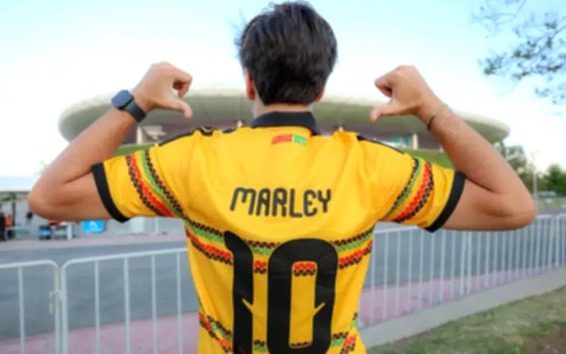 Bob Marley inspira a tapatíos a apoyar a Jamaica en partido de repechaje mundialista