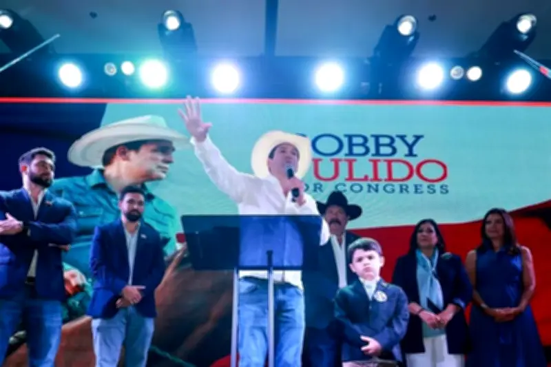 Bobby Pulido Avanza en su Candidatura para el Congreso de Estados Unidos