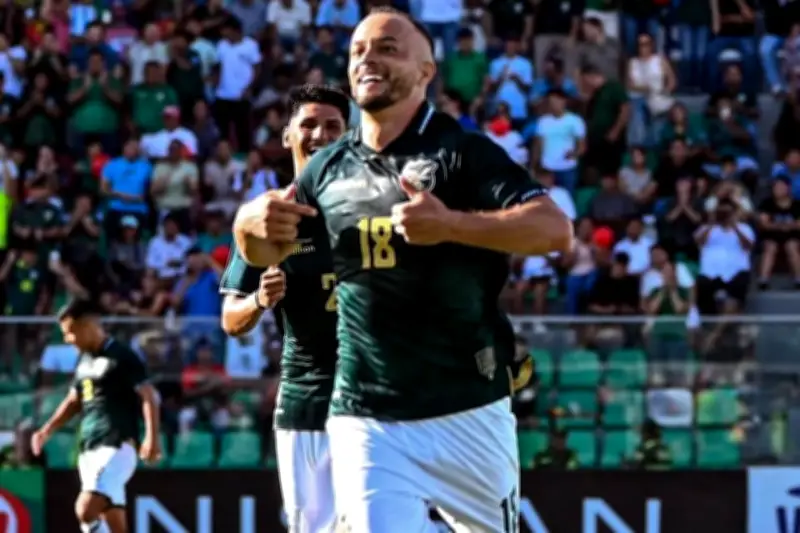 Bolivia llega a Monterrey para el repechaje rumbo al Mundial de Fútbol