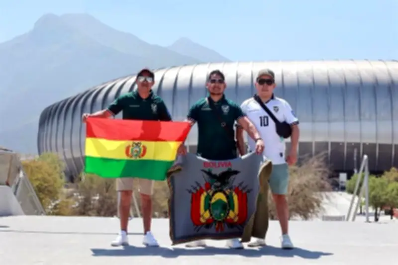 Bolivianos lideran la fuerza laboral en la siderúrgica más grande de México