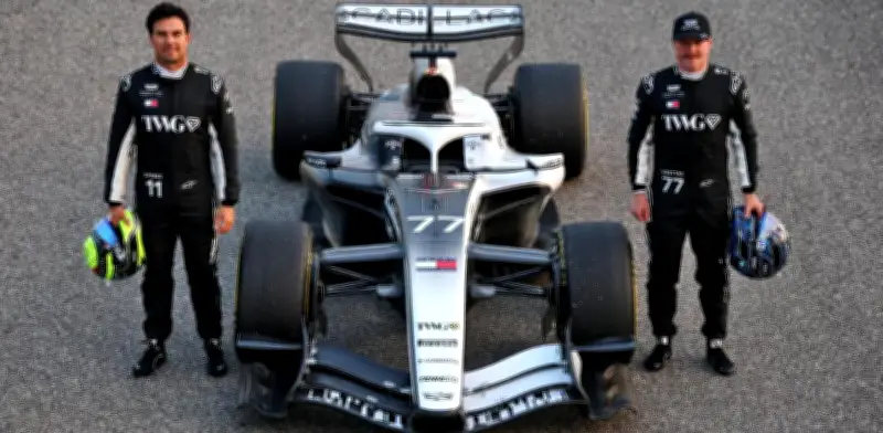 Bottas defiende a Checo Pérez y critica decisiones de Red Bull en la F1