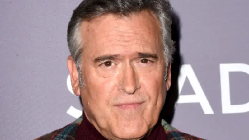 Bruce Campbell, ícono de 'The Evil Dead', revela diagnóstico de cáncer tratable