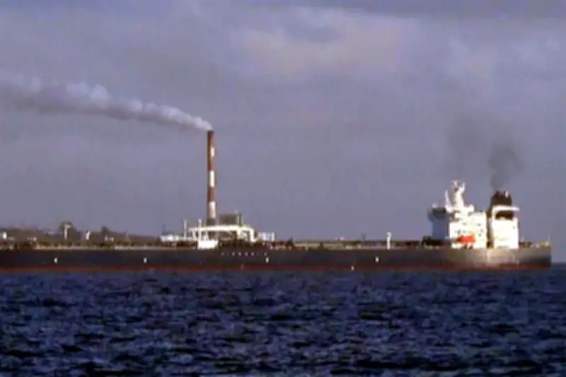 Buque Petrolero Ruso Atraca en Cuba en Medio de Tensiones Geopolíticas