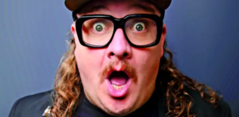 Burguerman invade Vive Latino con Burgerlandia: festival de hamburguesas en el encuentro musical