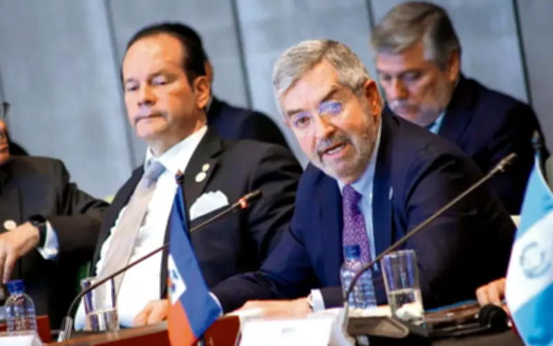 Canciller De la Fuente urge a América Latina a fortalecer el multilateralismo en la CELAC