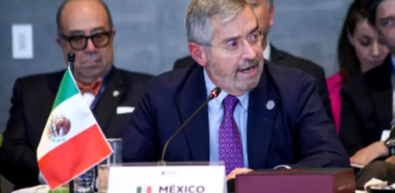 Canciller de México urge a América Latina a fortalecer autonomía colectiva en CELAC