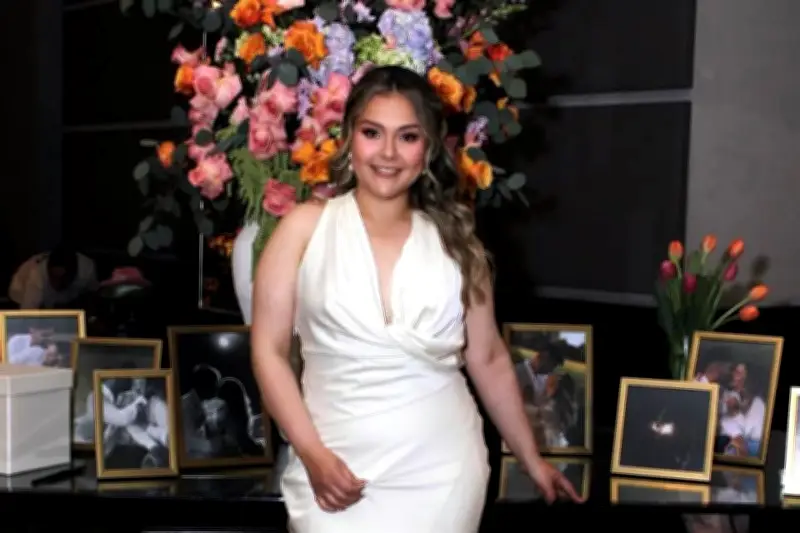 Carolina Villarreal Organiza su Boda con el Apoyo de Familiares y Amigas