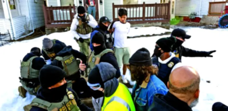 Casa Blanca ordena a republicanos evitar hablar de redadas migratorias antes de elecciones