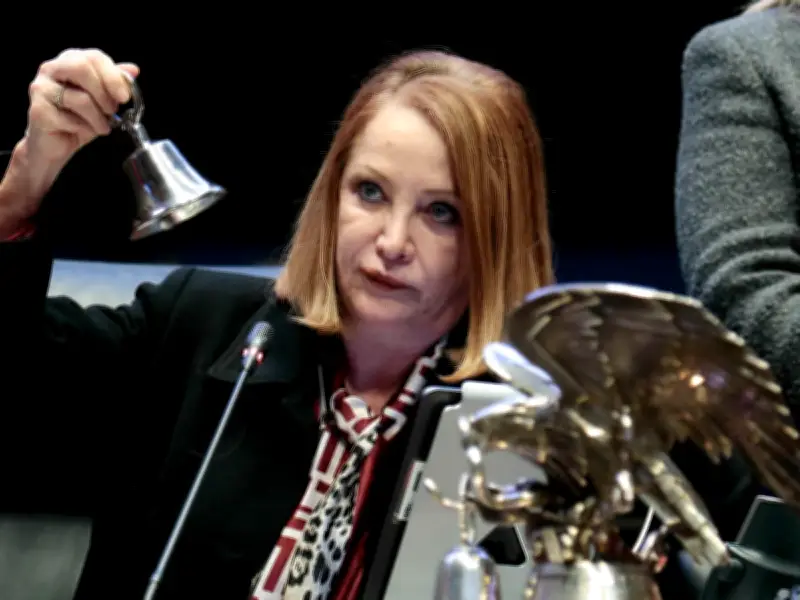 Castillo defiende reforma electoral: 'No está muerta, está más viva que nunca'