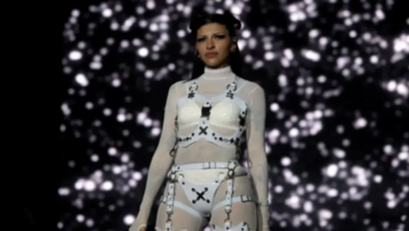 Cazzu responde a demanda de Nodal con mensaje contra el patriarcado y rivalidad femenina