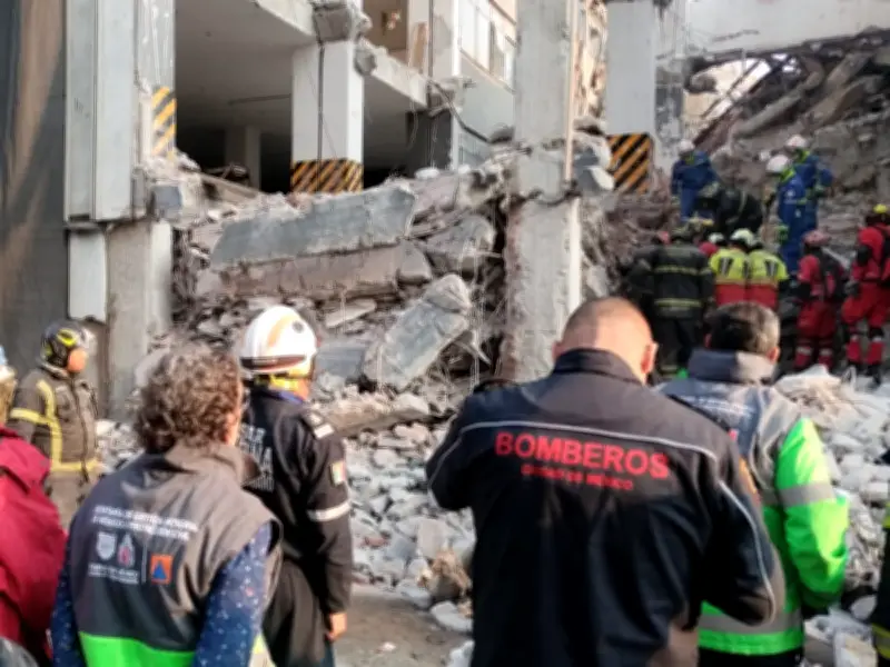 CDMX aclara que alcaldías autorizan demoliciones tras colapso en San Antonio Abad