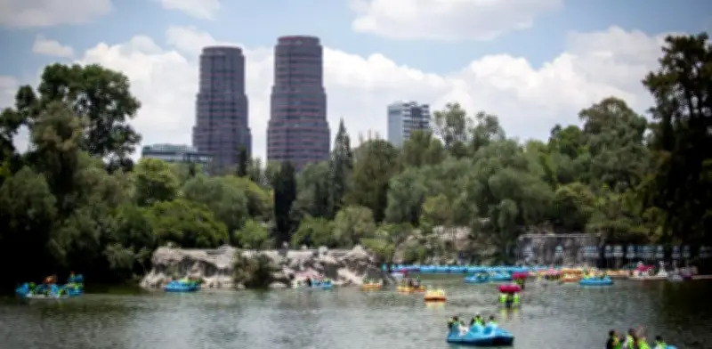 CDMX mejora seguridad y movilidad para Mundial 2026, con retos en regulación hotelera