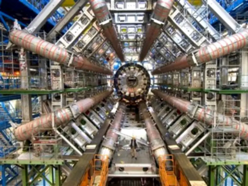 CERN logra observar por primera vez entrelazamiento cuántico entre partículas reales y virtuales