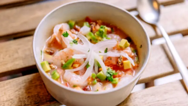 Ceviche de Pescado y Camarón al Estilo Acapulco: Receta de la Chef Susana Palazuelos