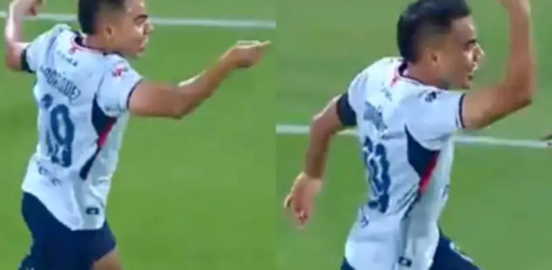 Charly Rodríguez celebra con el 'Goya' y se burla de Pumas tras anotar en el Olímpico