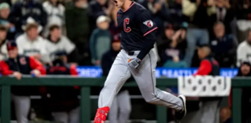 Chase DeLauter hace historia en Cleveland con poder ofensivo récord