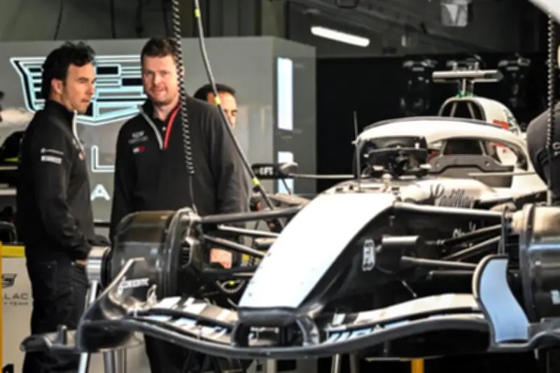 Checo Pérez anhela culminar su carrera en la F1 con un auto competitivo y completo