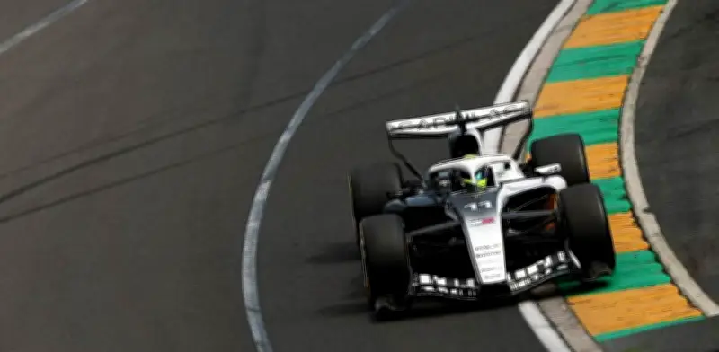 Checo Pérez culmina en puesto 16 del GP de Australia 2026; George Russell se alza con la victoria