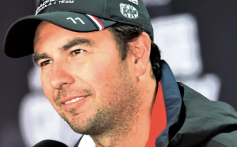 Checo Pérez defiende a Cadillac en la F1: 'Vamos en buen camino'