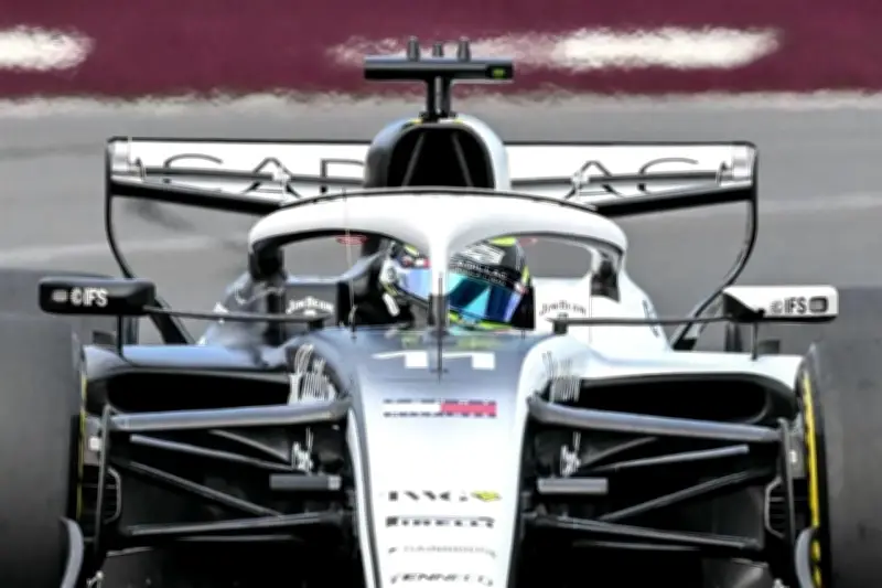 Checo Pérez Reconoce el Trabajo de sus Jefes en Cadillac para el Éxito en la F1