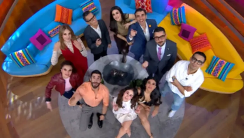 Chef Rahmar de 'Venga La Alegría' comete error en vivo al mencionar programa rival