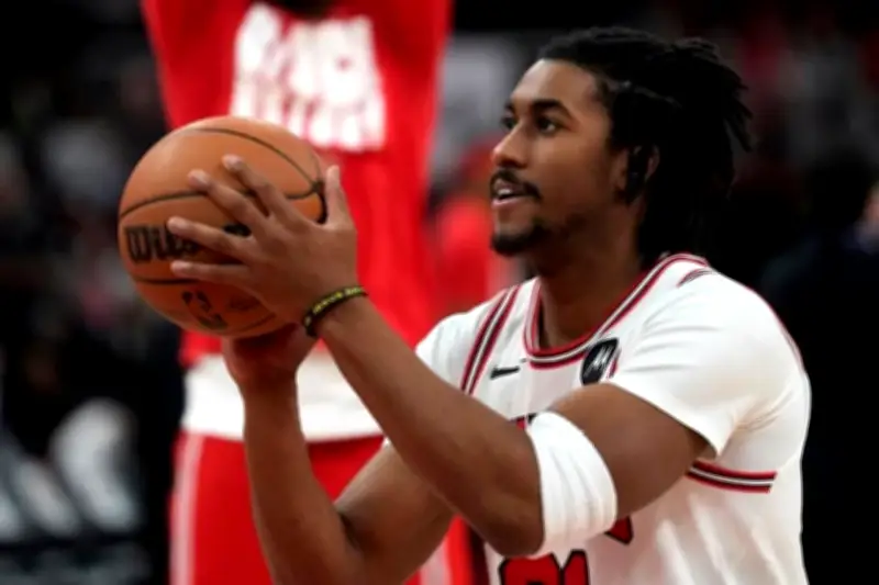 Chicago Bulls dan de baja a Jaden Ivey tras temporada irregular