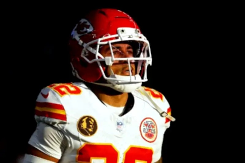 Chiefs dejan ir a Trent McDuffie, esquinero clave, en movimiento sorpresivo