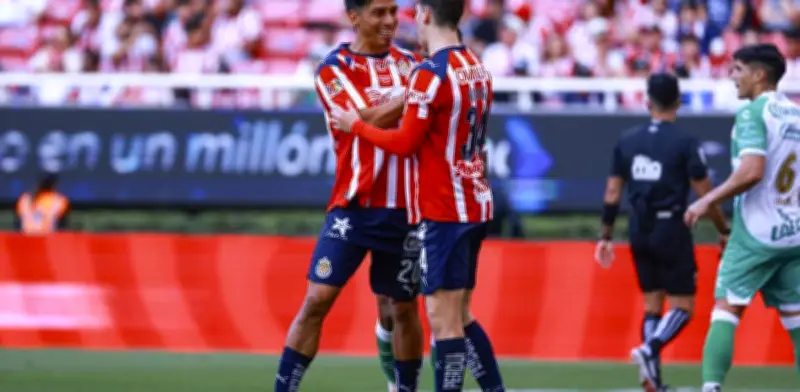 Chivas golea 3-0 a Santos Laguna en la Jornada 11 del Clausura 2026 de Liga MX