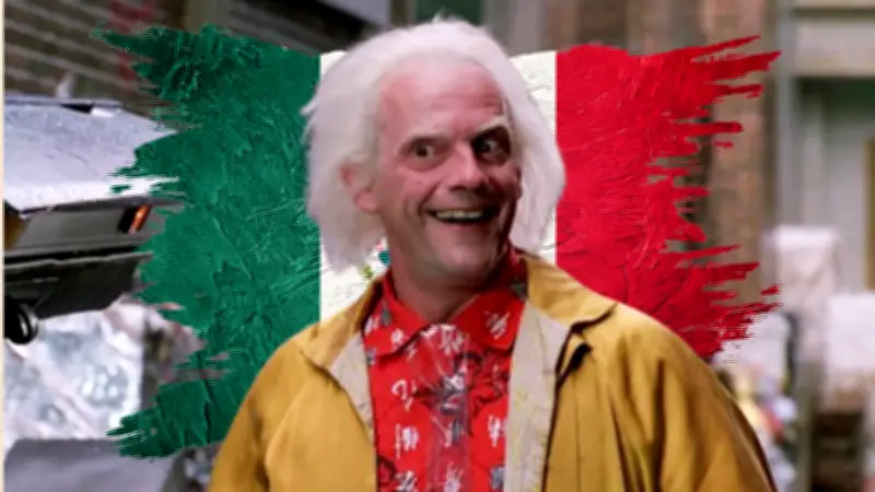 Christopher Lloyd, el Doc Brown de Volver al Futuro, visitará México en la CCXP 2026