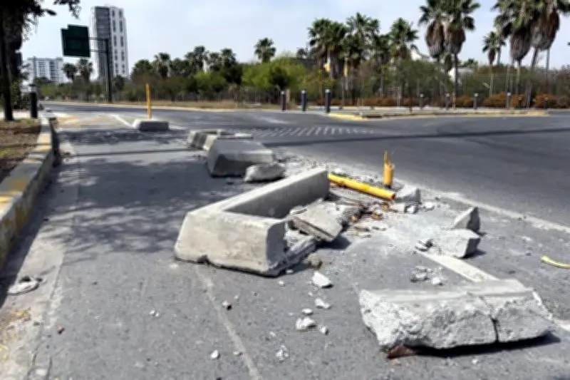 Ciclovía del Corredor Aramberri en Monterrey queda abandonada y en desuso