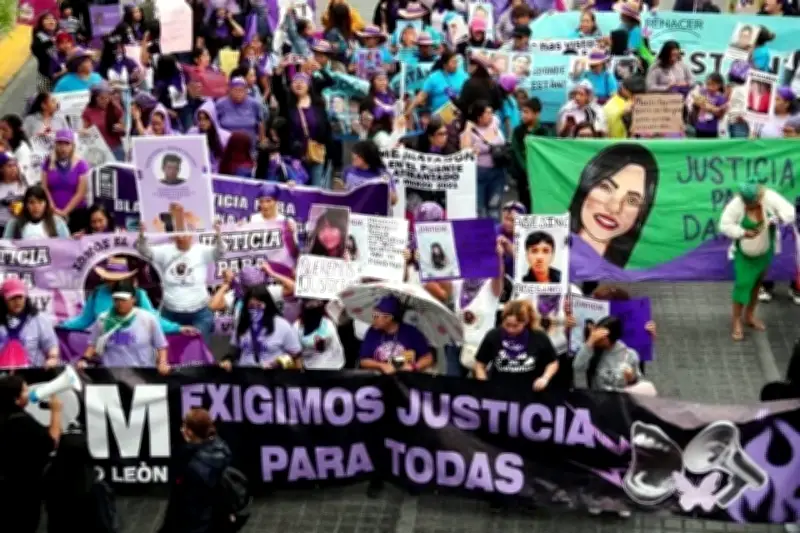 Ciudadanos comparten sus razones para marchar en protestas nacionales