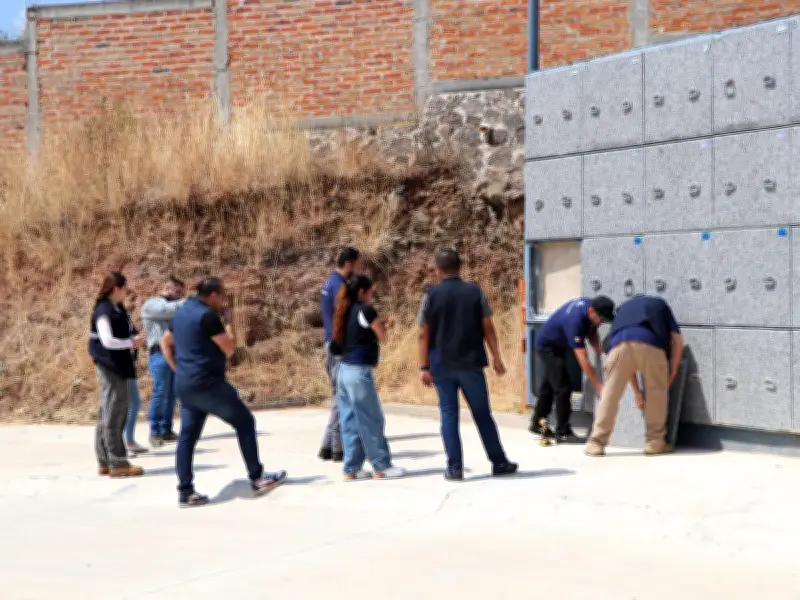 CNB inspecciona centros forenses en Jalisco para verificar condiciones de personas fallecidas sin identificar