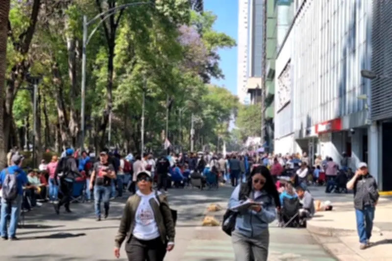 CNTE bloquea Paseo de la Reforma en protesta por cuentas de AFORE