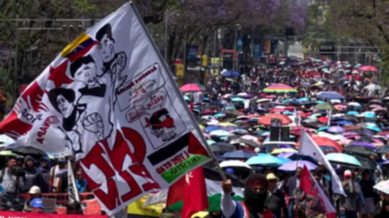 CNTE bloquea Paseo de la Reforma y Bucareli en CDMX: rutas alternas y afectaciones viales