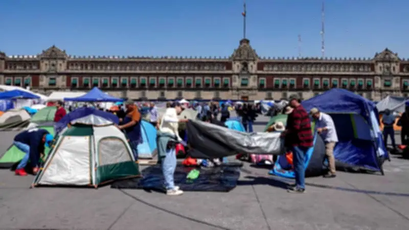 CNTE concluye paro de 72 horas y desocupa Zócalo, pero advierte que continuarán movilizaciones
