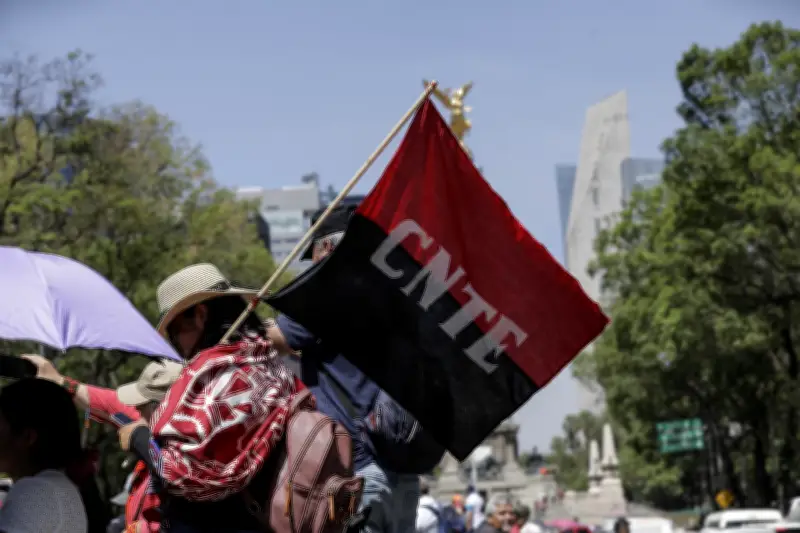 CNTE inicia paro nacional; Segob y SEP refrendan diálogo con maestros disidentes