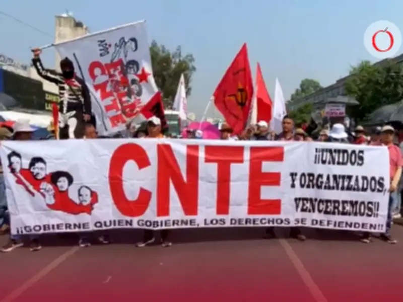 CNTE mantiene paro nacional y bloqueos en CDMX: caos vial en Reforma e Insurgentes