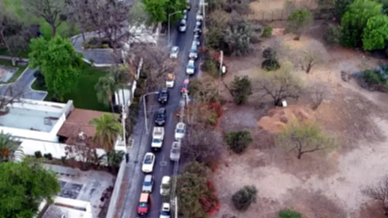 Colapso vial en Callejón de los Ayala genera caos y afecta movilidad en la zona