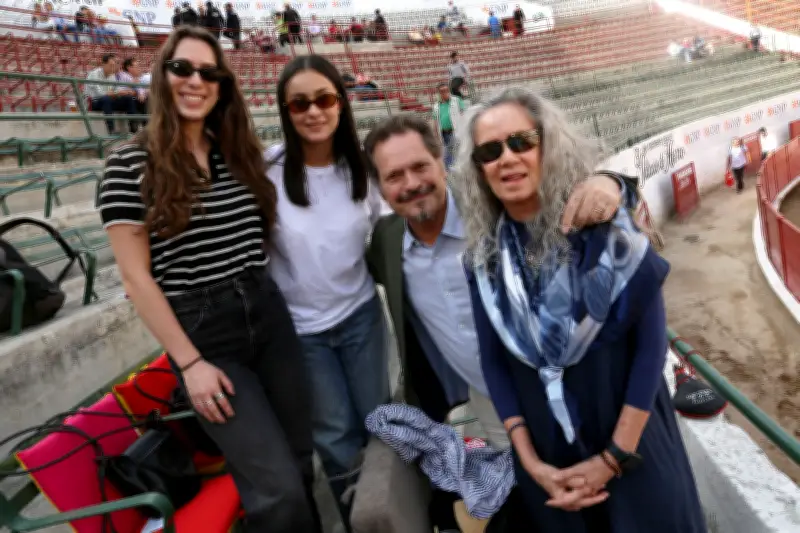 Colombo Triunfa en la Quinta Corrida del Aniversario de la Plaza Nuevo Progreso