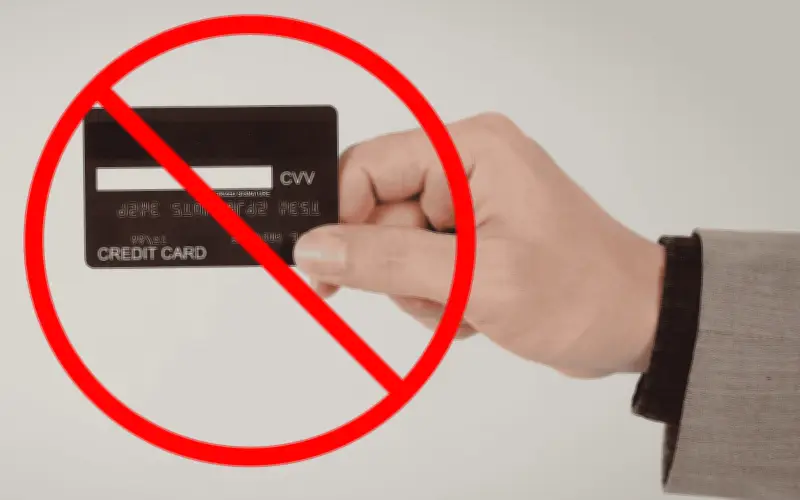 Condusef advierte sobre riesgos de no cancelar cuentas de nómina inactivas