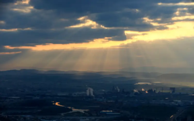 Conflicto EU-Irán: Guerra Podría Extenderse 8 Semanas Según Funcionarios