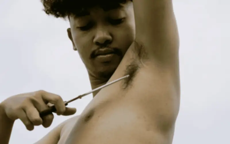 Consejos Efectivos para Eliminar el Mal Olor Axilar: Trucos Más Allá del Desodorante