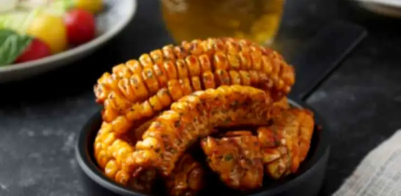 Costillas de Elote con Pimienta y Limón: La Guarnición Ideal para Carnes