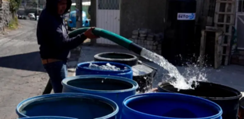 Crisis hídrica en Iztapalapa: Agua turbia y hundimientos bajo administración de Alavez