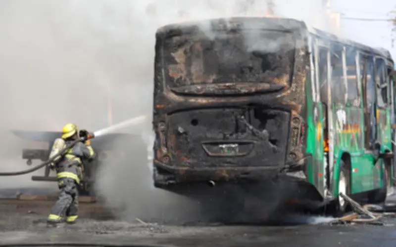 Cárteles mexicanos usan emojis y TikTok para reclutar jóvenes con salarios de hasta 15 mil pesos semanales