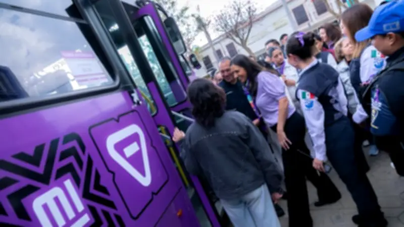 Cuajimalpa lanza transporte exclusivo 'María' para mujeres, enfocado en seguridad