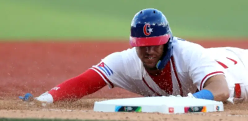 Cuba eliminada del Clásico Mundial de Béisbol por primera vez tras caer 7-2 ante Canadá