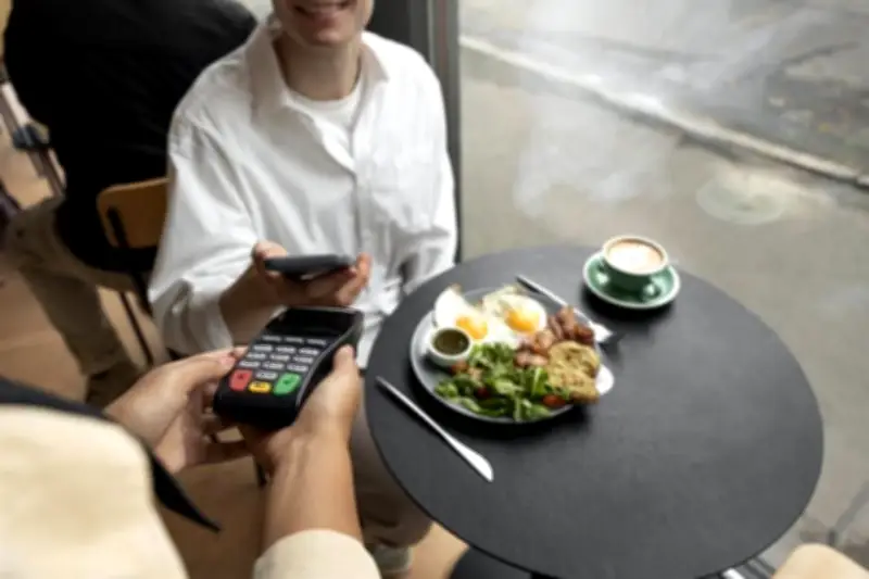 ¿Cuándo y Cuánto Dejar de Propina? Guía Completa para México